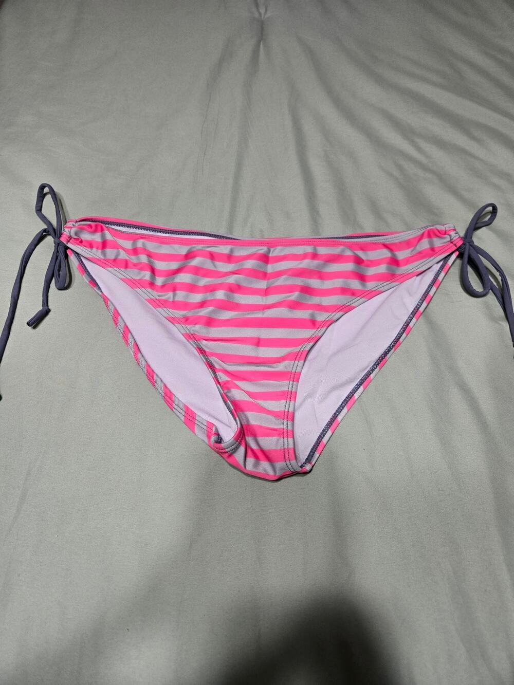 Unknown brand xxl women's gray and pink striped swimsuit bottoms